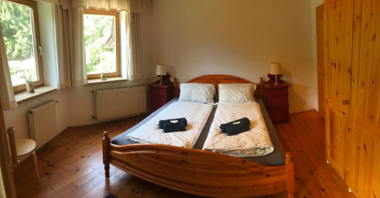 Georgihof Im Park Apartment Unterburg am Klopeiner See Bagian luar foto