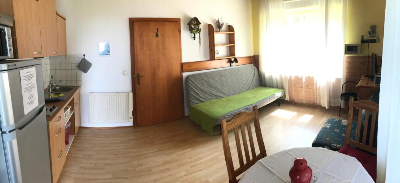 Georgihof Im Park Apartment Unterburg am Klopeiner See Bagian luar foto