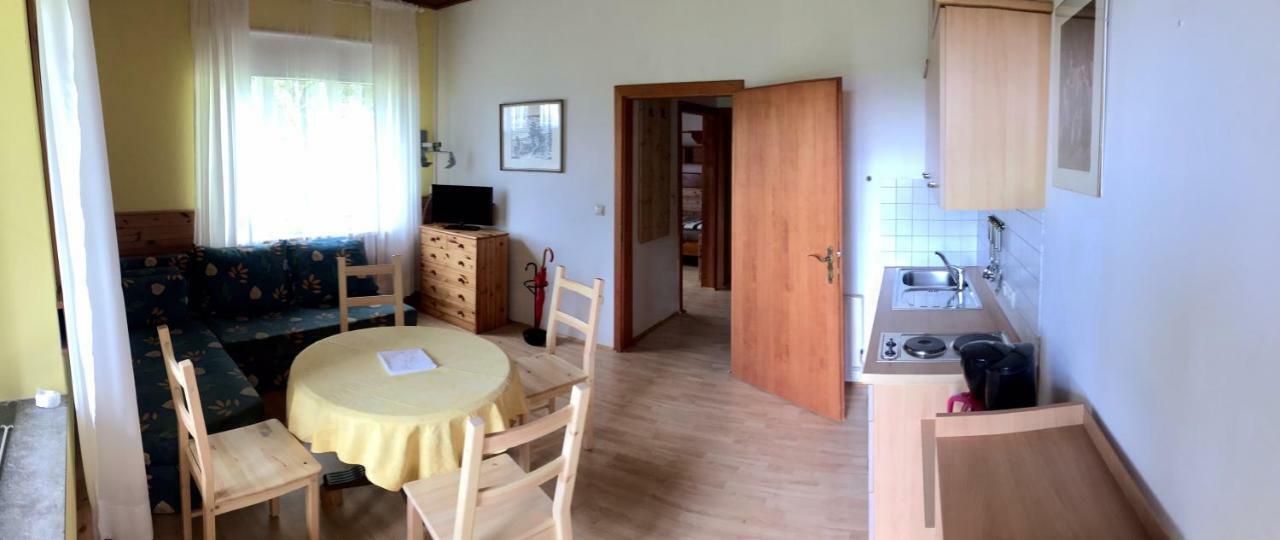 Georgihof Im Park Apartment Unterburg am Klopeiner See Bagian luar foto